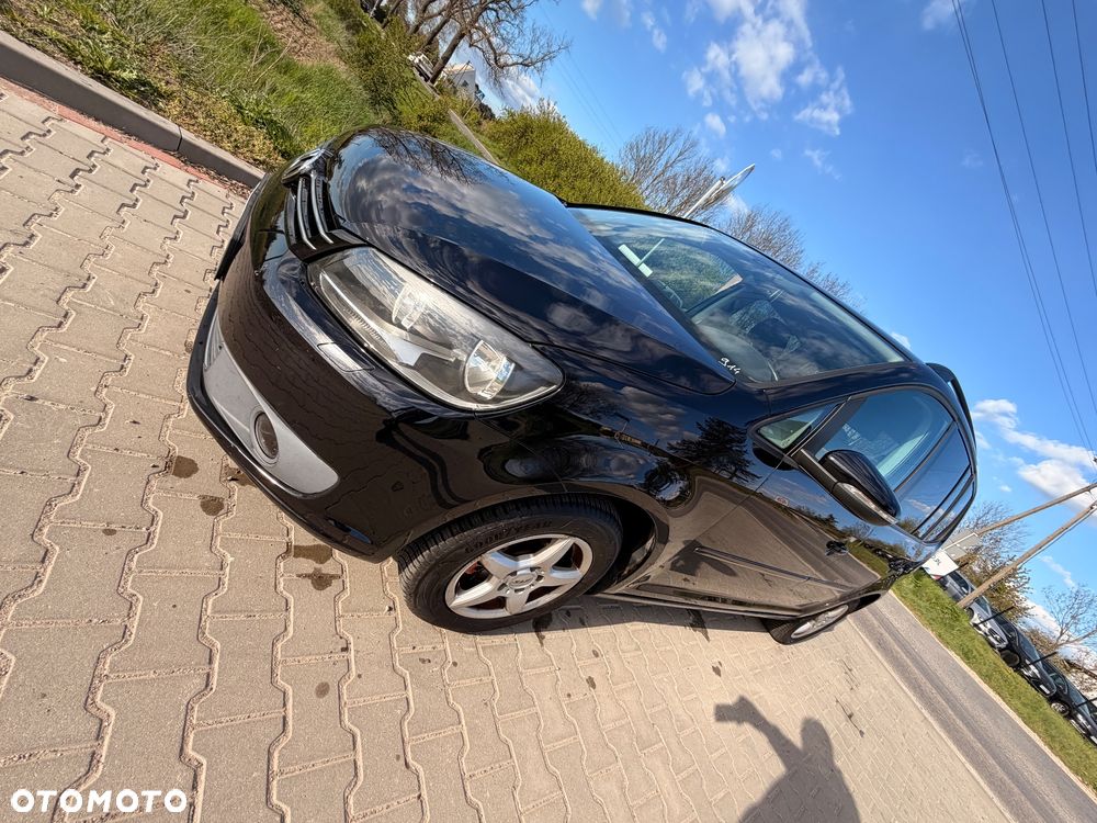 Volkswagen Touran - 23