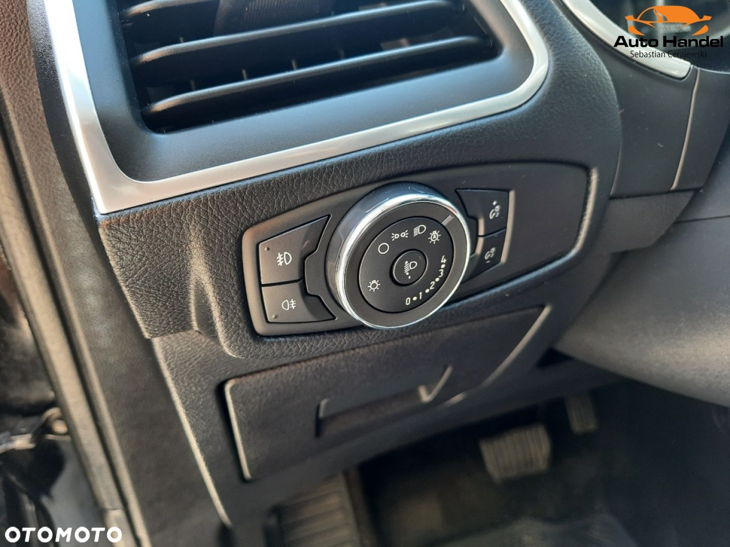 Ford S-Max 2.0 TDCi Titanium PowerShift - 11
