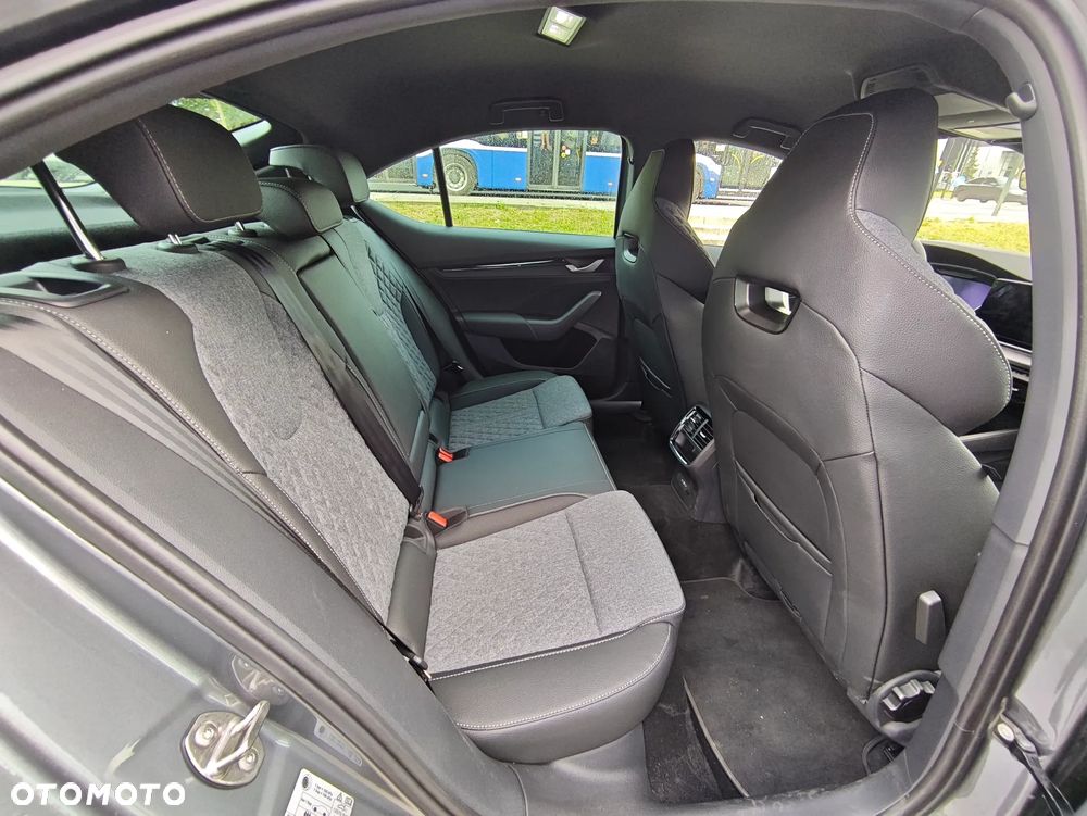 Skoda Octavia 1.5 TSI mHEV Sportline DSG - 7