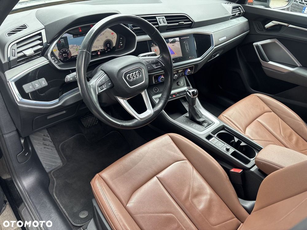 Audi Q3 Sportback - 16
