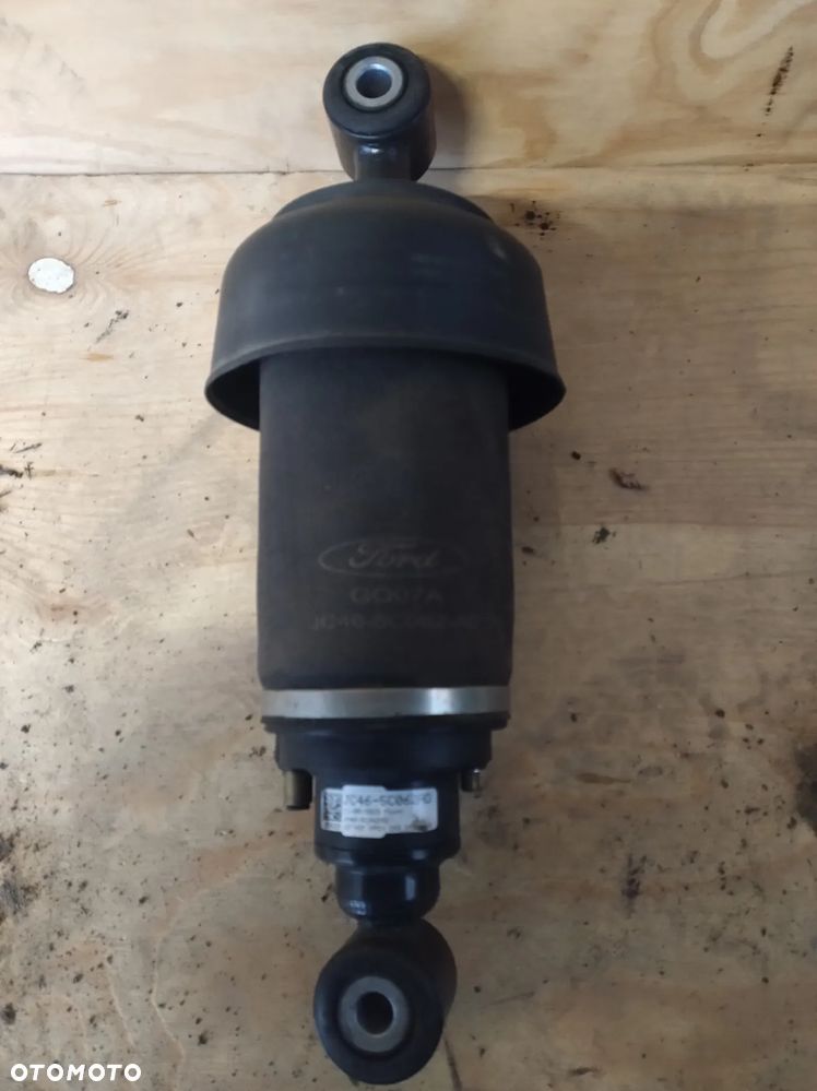 Ford F-max Poduszka zawieszenia kabiny - 1