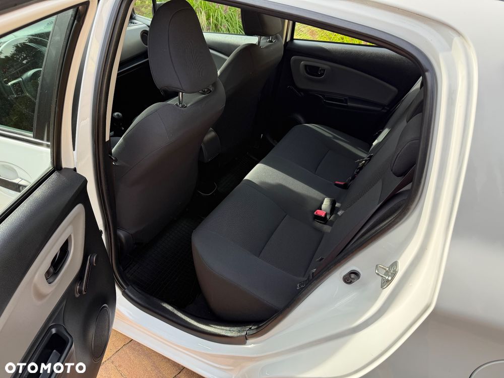 Toyota Yaris - 7