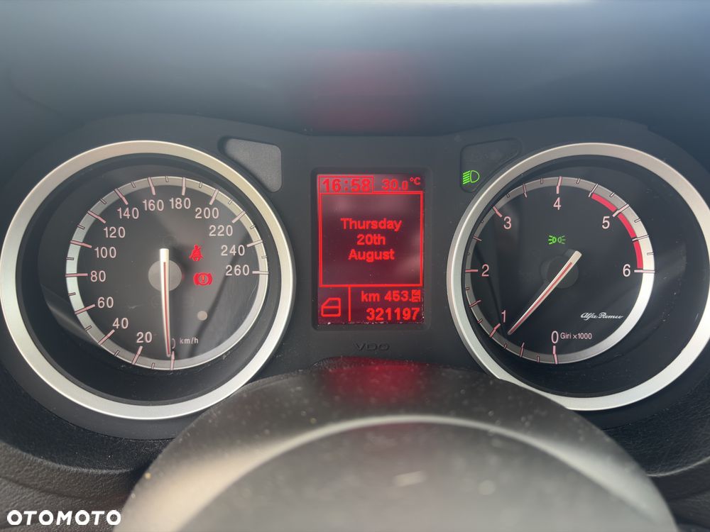 Alfa Romeo 159 - 8