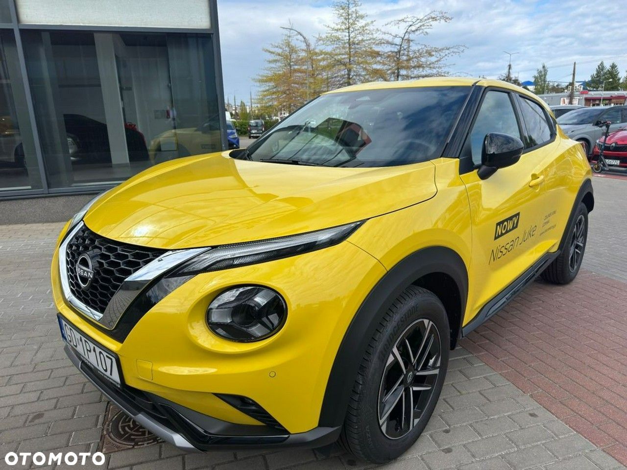 Nissan Juke 1.0 DIG-T N-Connecta DCT - 1