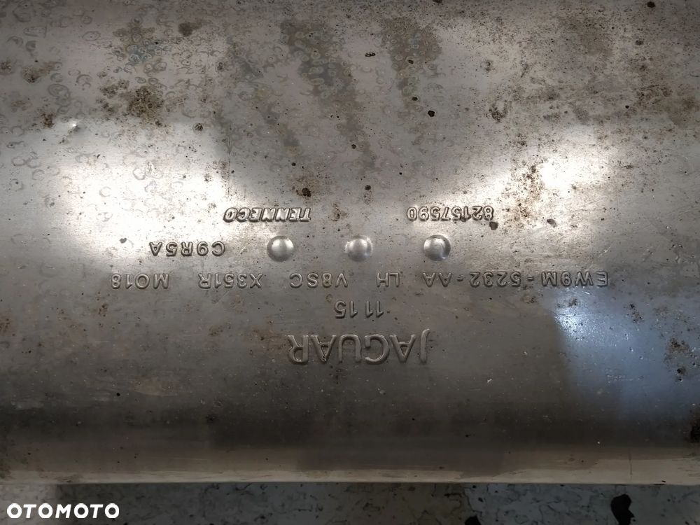 JAGUAR XJ XJR X351 2014-2019 5.0 WYDECH TŁUMIK PRAWY LEWY  ORYGINAŁ - 28