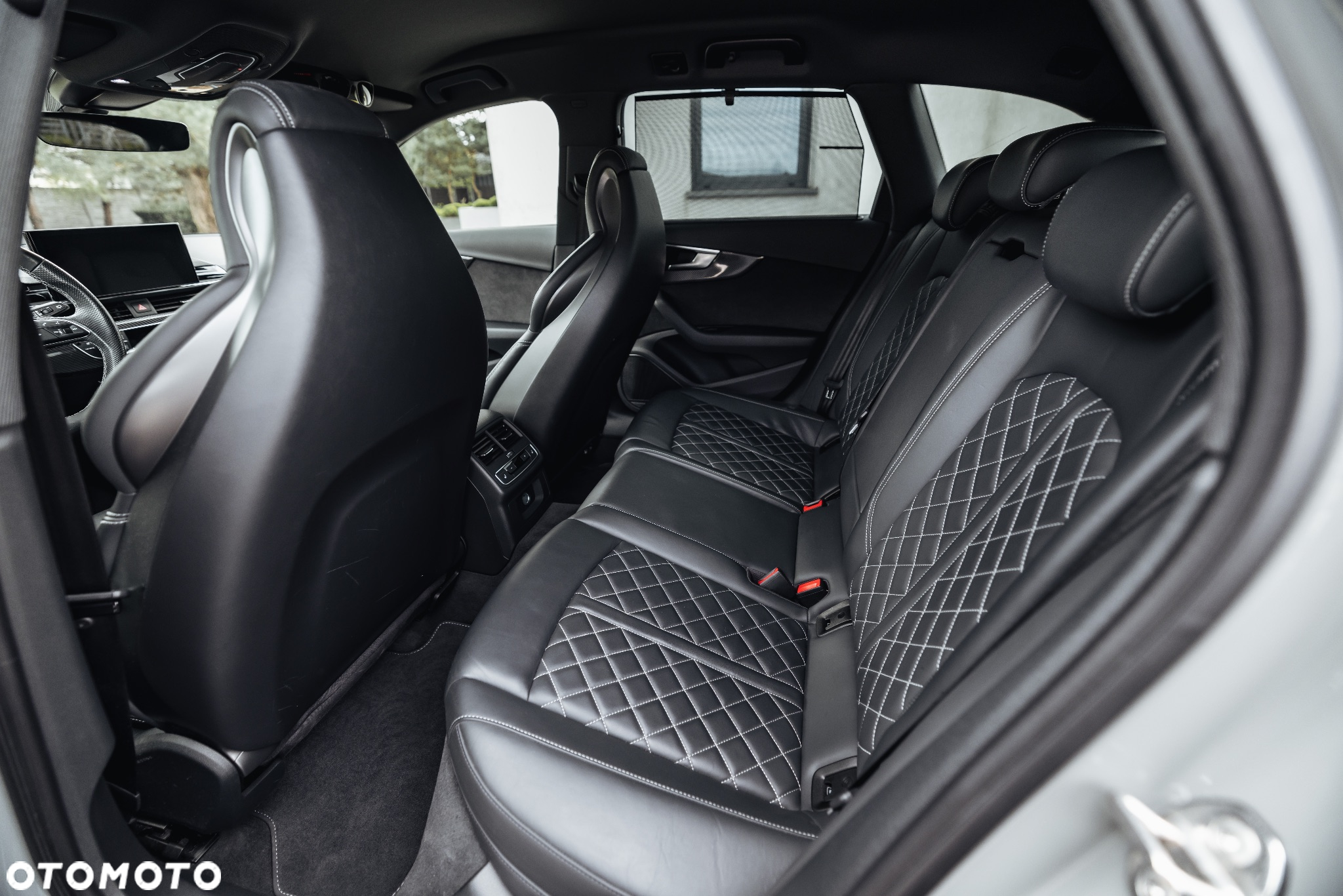 Audi A4 Avant 40 TDI S tronic S line - 11
