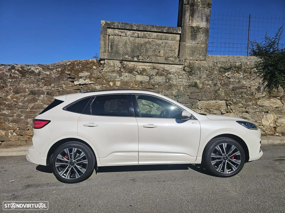 Ford Kuga - 2