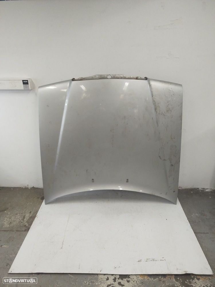 Capot Mercedes-Benz Três Volumes (W124) - 1