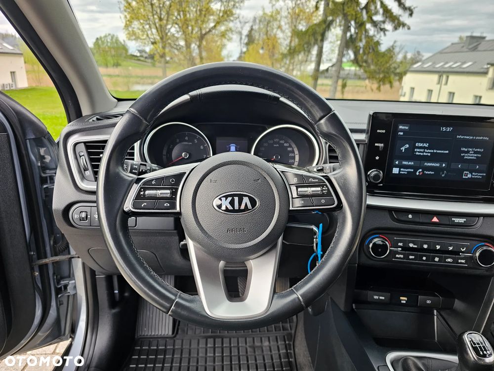 Kia XCeed 1.4 T-GDI L Business Line - 15