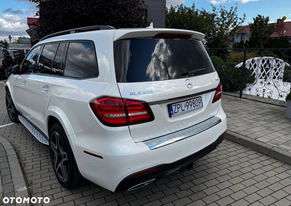 Mercedes-Benz GLS 500 4Matic 9G-TRONIC AMG Line - 3