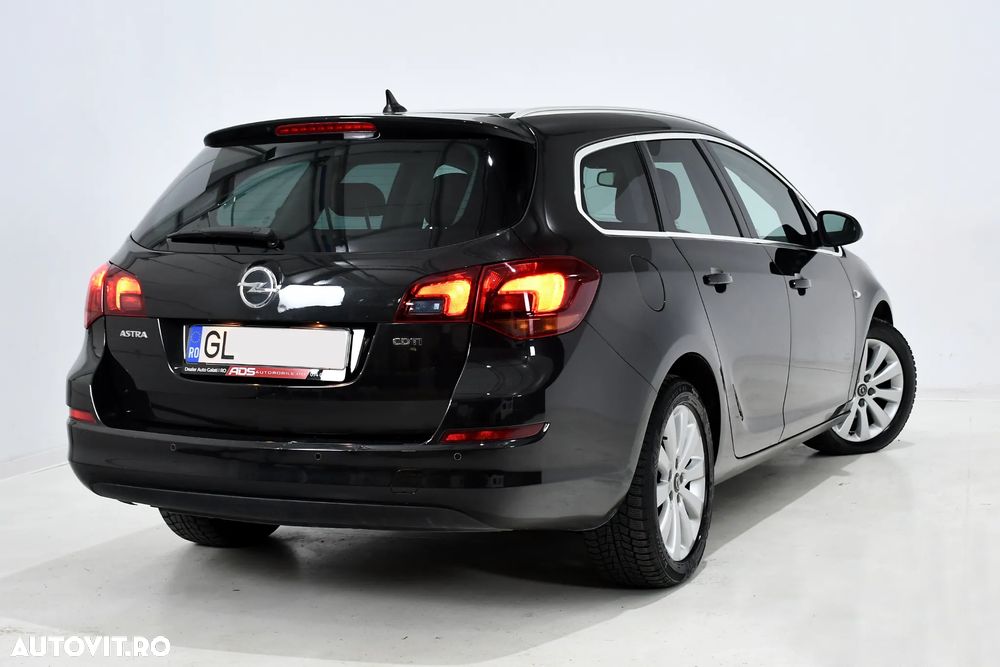 Opel Astra 1.7 CDTI DPF Exklusiv - 2