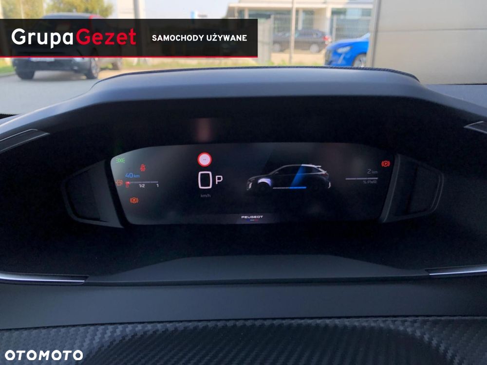 Peugeot 208 - 10