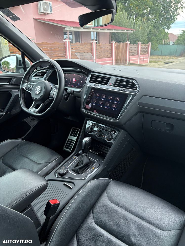 Volkswagen Tiguan - 17