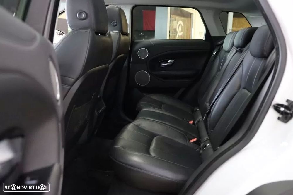 Land Rover Range Rover Evoque - 25