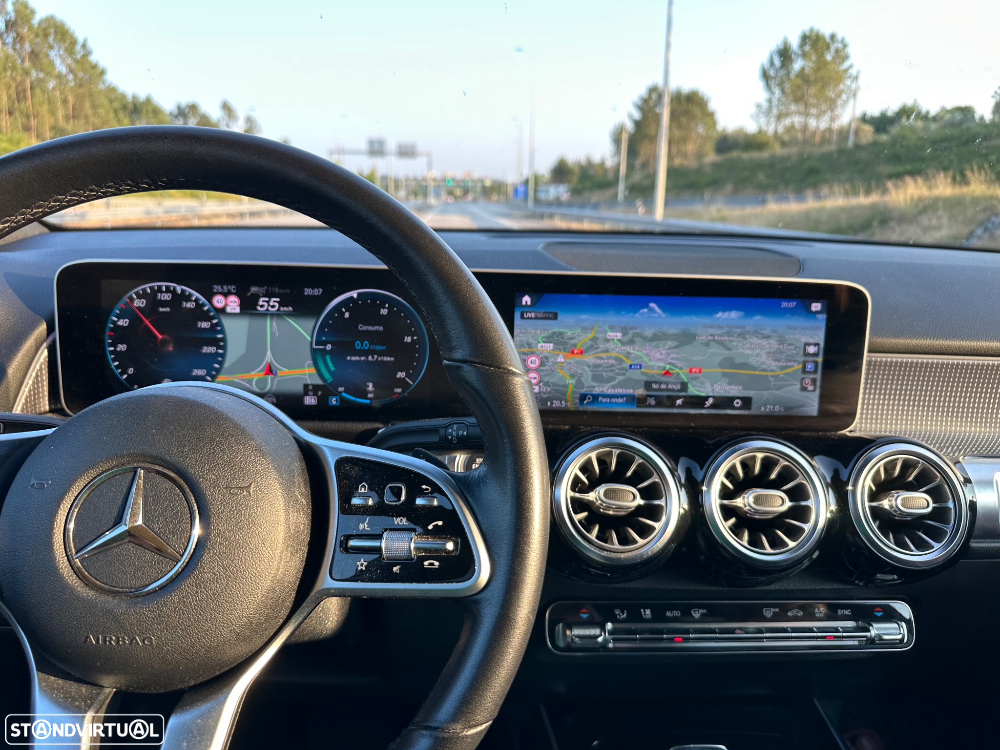 Mercedes-Benz GLB 200 d - 20