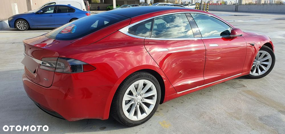 Tesla Model S Long Range Plus - 8