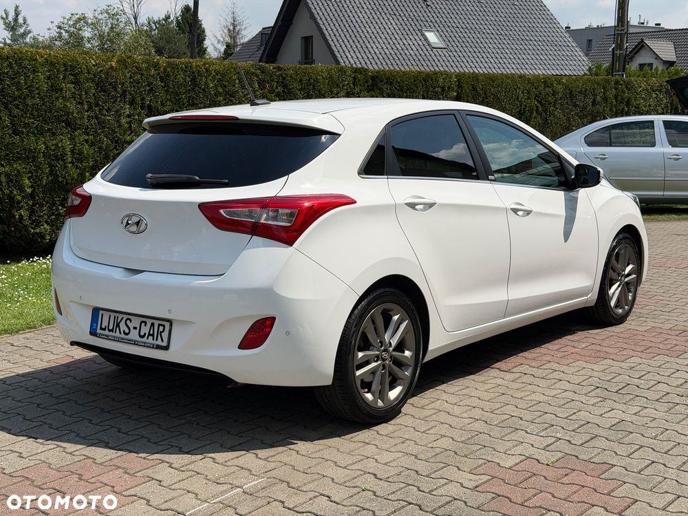 Hyundai i30 blue 1.6 GDI Passion - 39