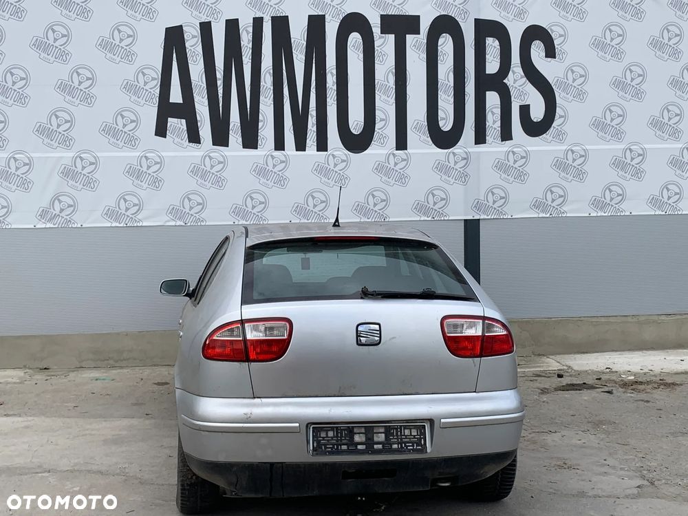 SEAT LEON 2000 *SAMOCHÓD NA CZĘŚCI* 2860 MASKA, LAMPA, DRZWI, LUSTERKO, ZDERZAK, GRILL, BŁOTNIK, KLAPA, BELKA, DESKA, FOTELE, KANAPA, ĆWIARTKA, KIEROWNICA, TARCZE, ZACISKI, ZAWIESZENIE, KOMPLETNY PRZÓD, KOMPLETNY TYŁ, LICZNIK, ZEGARY, PRAWE LEWE PRZÓD TYŁ - 2