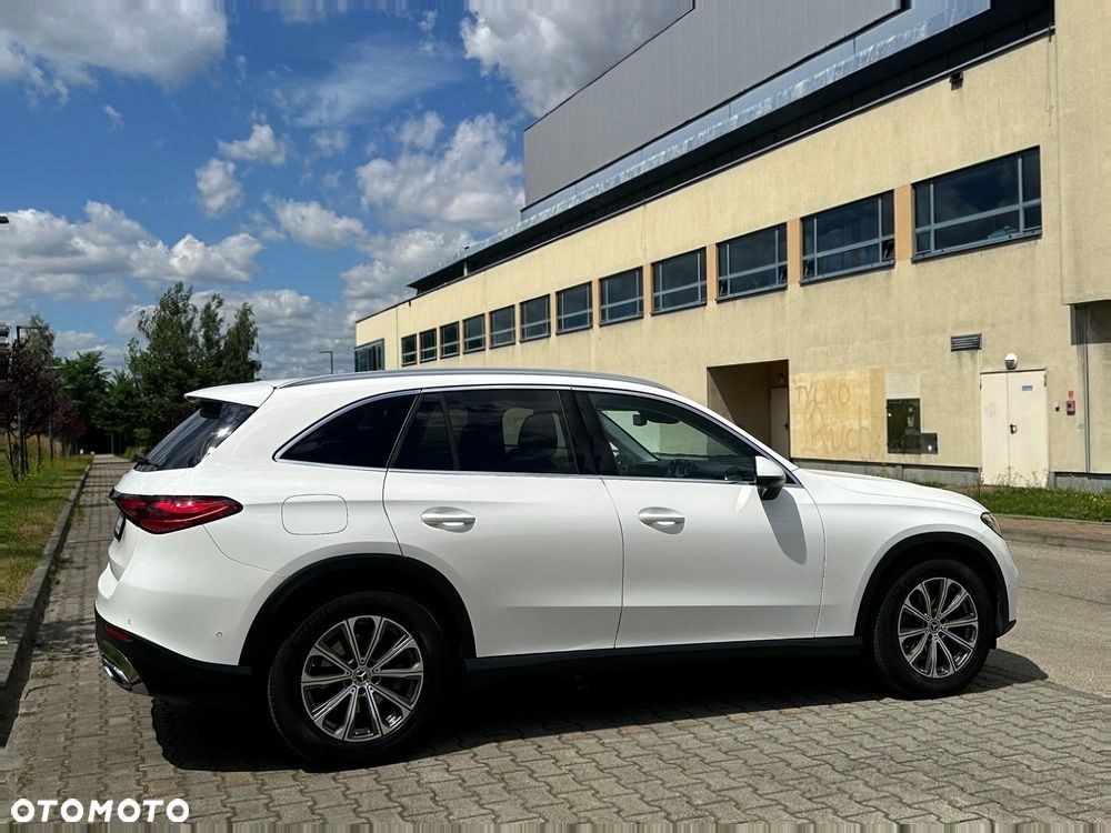 Mercedes-Benz GLC 220 d 4Matic 9G-TRONIC AMG Line Advanced - 12