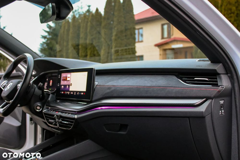 Skoda Octavia 2.0 TDI DSG 4x4 RS Plus - 22