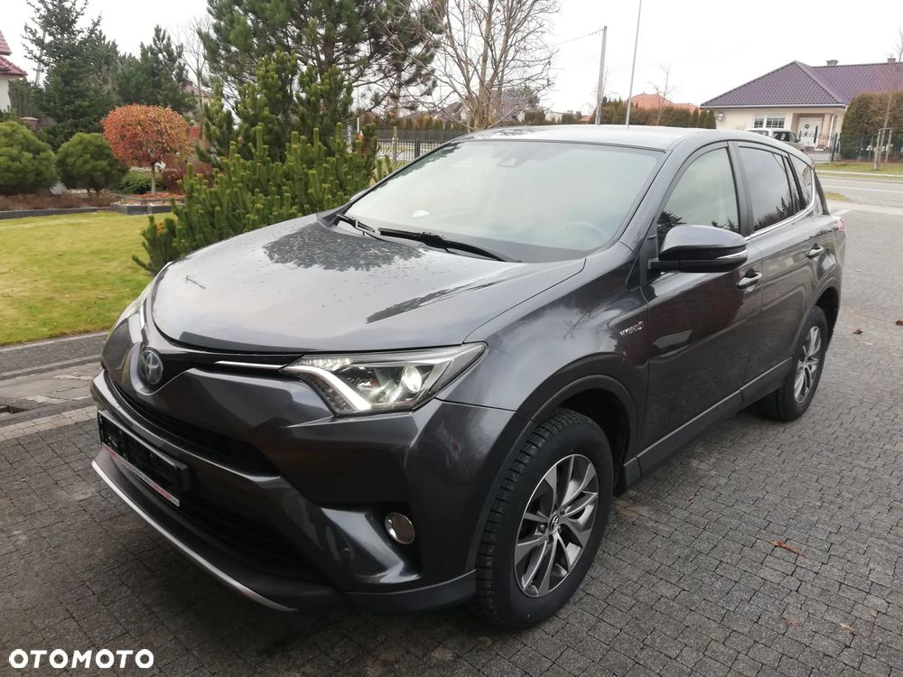 Toyota RAV4 - 5