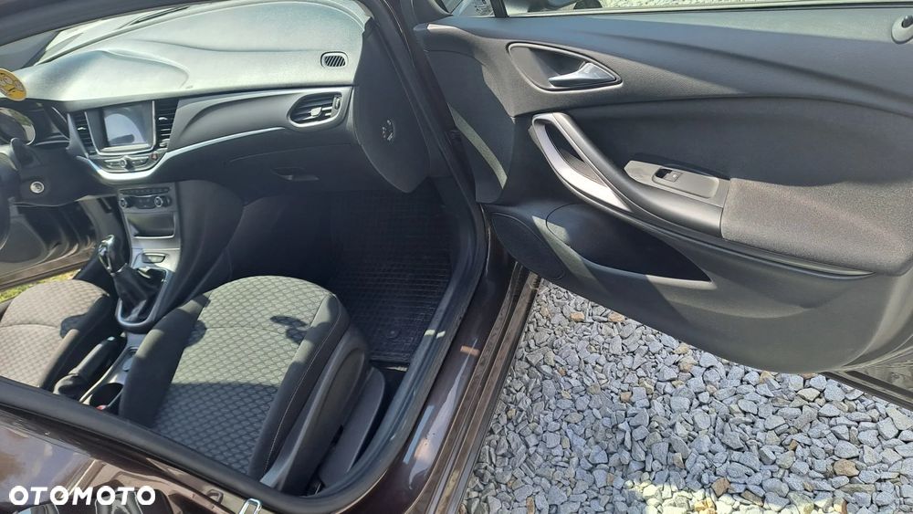 Opel Astra 1.4 Enjoy - 12