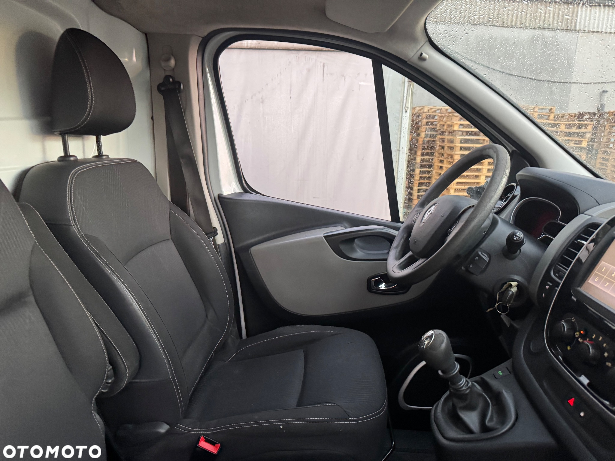 Renault Trafic - 19