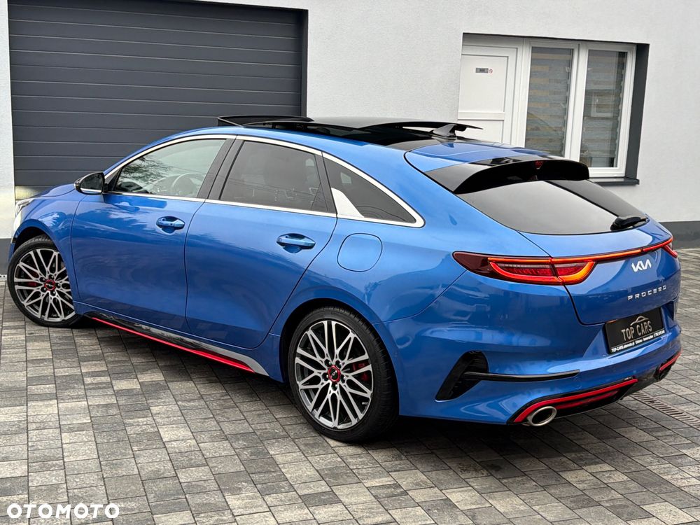 Kia ProCeed 1.6 T-GDI GT DCT - 22