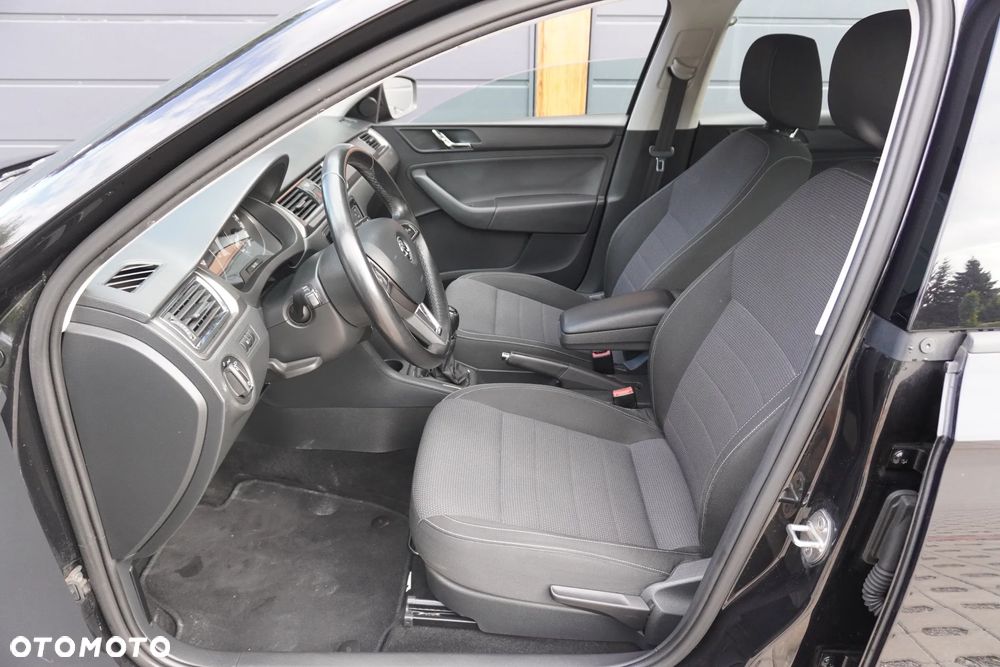 Skoda RAPID 1.2 TSI Green tec Edition - 17