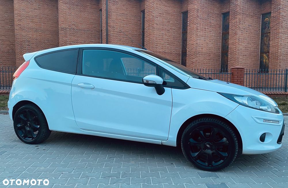Ford Fiesta - 4