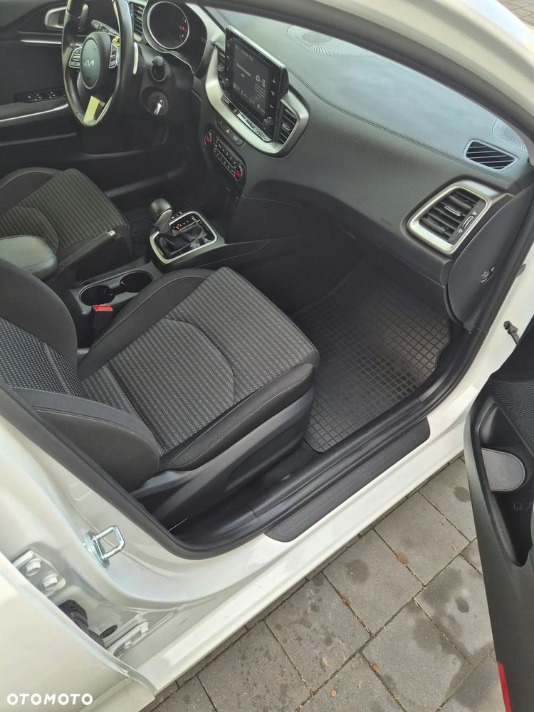 Kia Ceed 1.5 T-GDI M DCT - 6