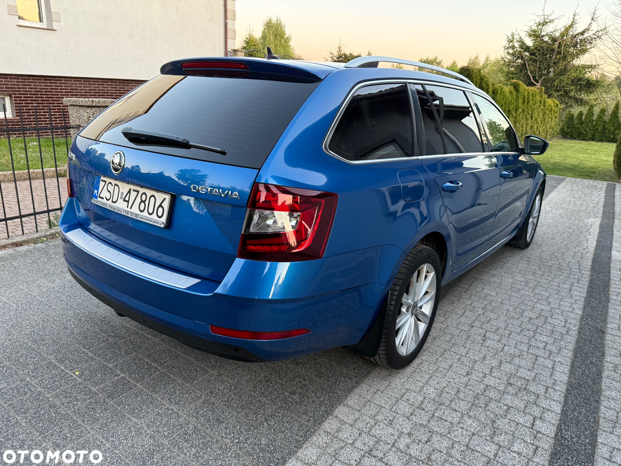 Skoda Octavia 2.0 TSI Ambition DSG - 4
