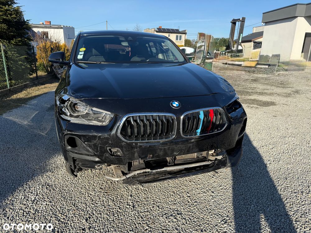 BMW X2 sDrive16d - 12