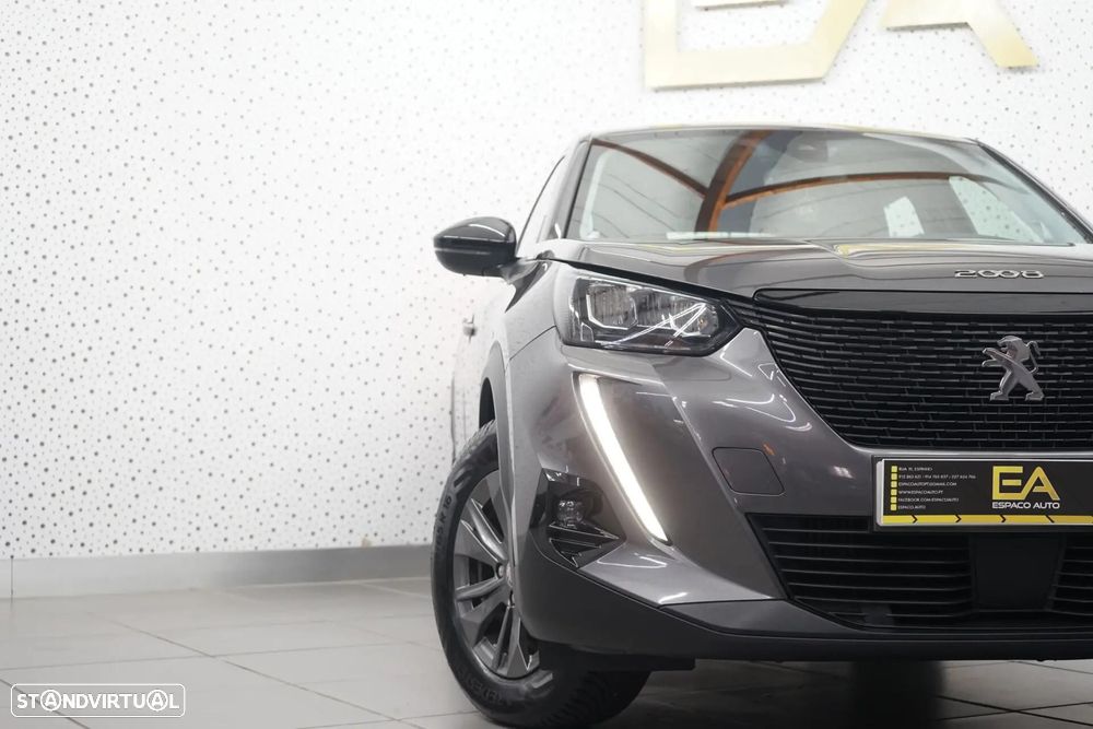 Peugeot 2008 1.2 PureTech Allure - 6