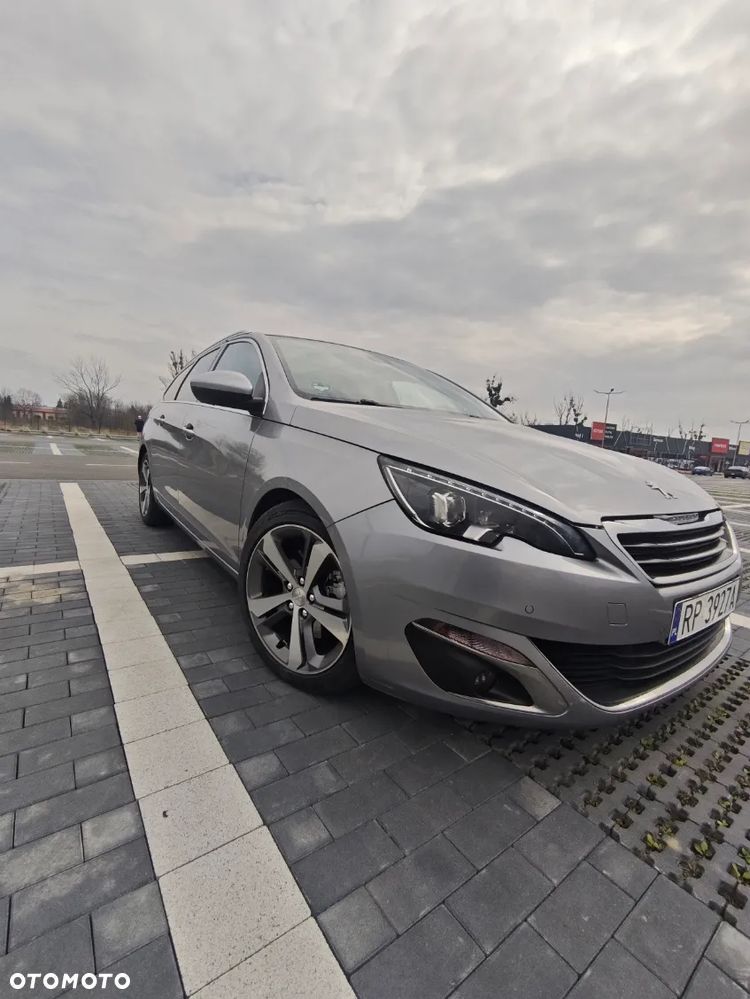 Peugeot 308 2.0 Blue HDi Allure S&S - 10