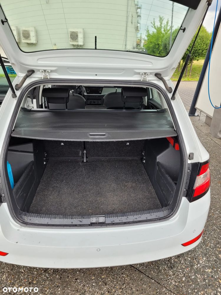 Skoda Fabia 1.0 Ambition - 13