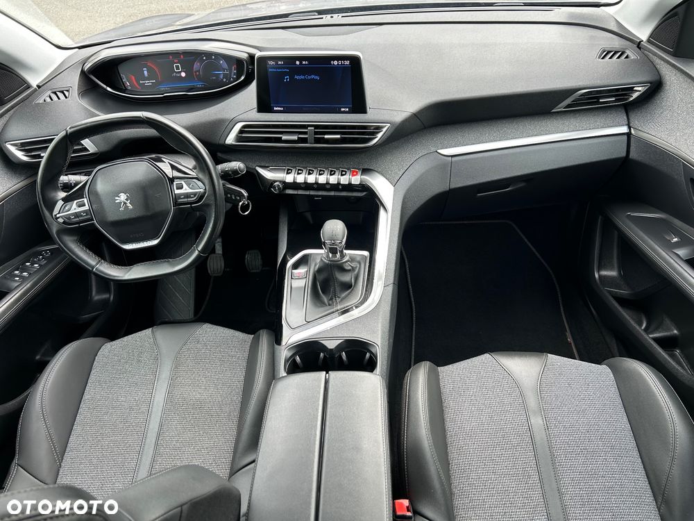 Peugeot 3008 1.5 BlueHDi Allure S&S - 15