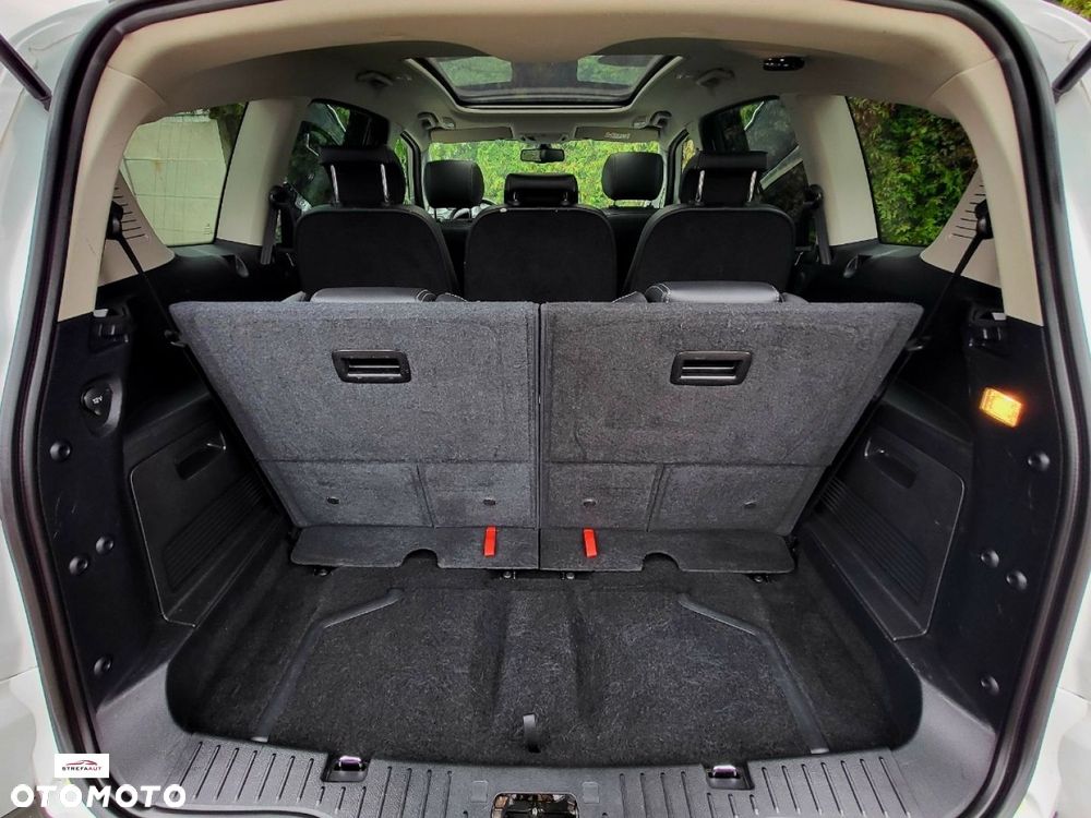 Ford S-Max - 24