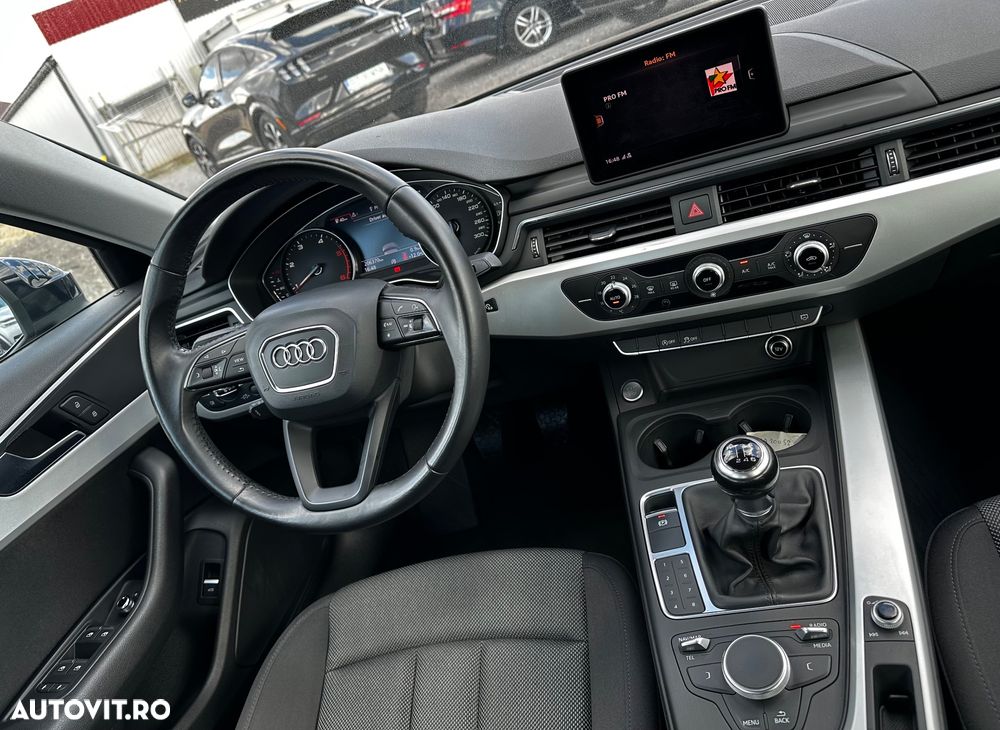 Audi A4 2.0 TDI Sport - 28