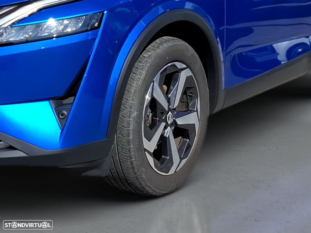 Nissan Qashqai 1.3 DIG-T N-Connecta LED+TT+SKY Xtronic - 11