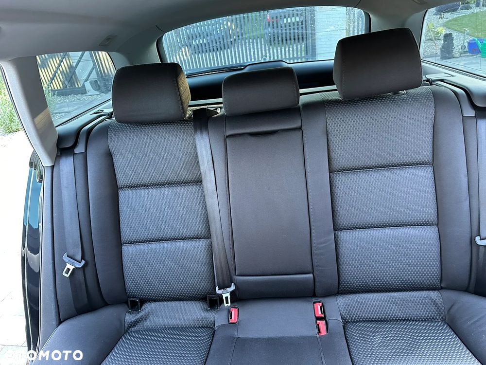 Audi A6 Avant 2.4 - 14