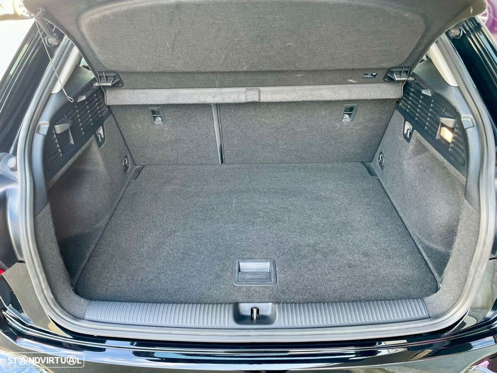 Audi Q2 30 TDI Advanced - 12