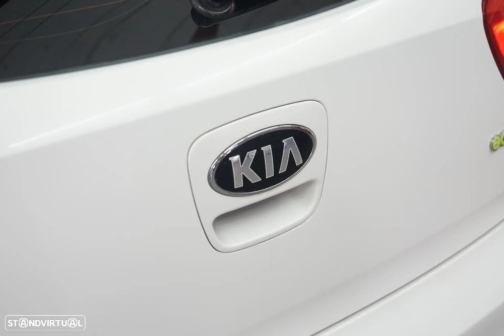 Kia Rio 1.1 CRDi LX - 11