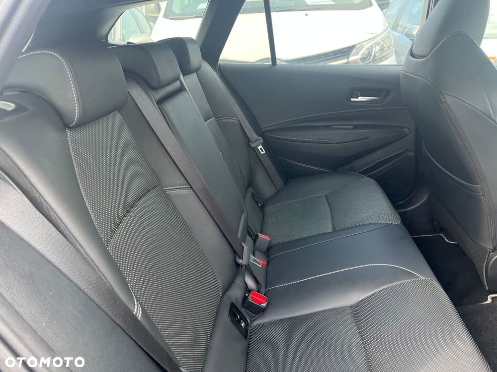 Toyota Corolla - 34