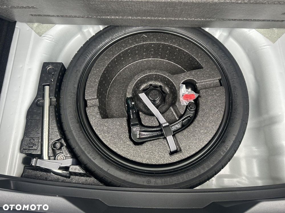 Volkswagen T-Roc 1.5 TSI Life Plus DSG - 11