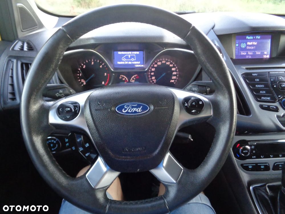 Ford Tourneo Connect Grand - 25