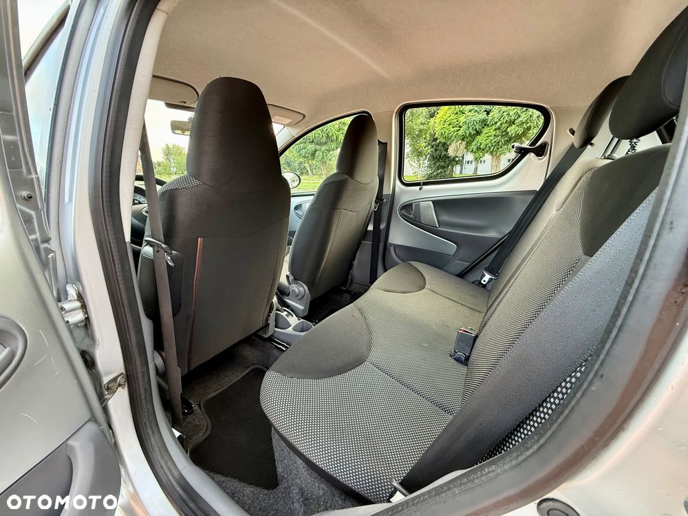 Toyota Aygo 1.0 VVT-i Luna MM A/C - 18
