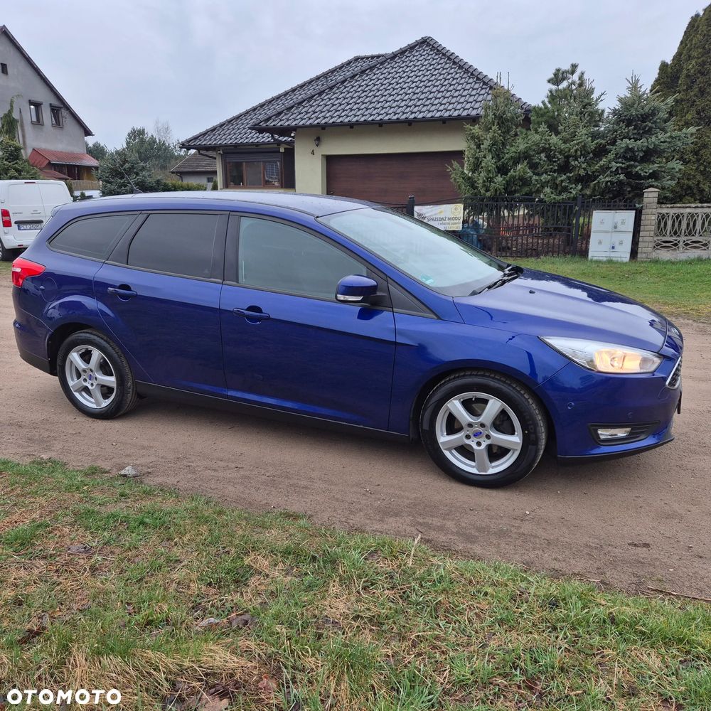 Ford Focus 1.5 TDCi SYNC Edition - 4