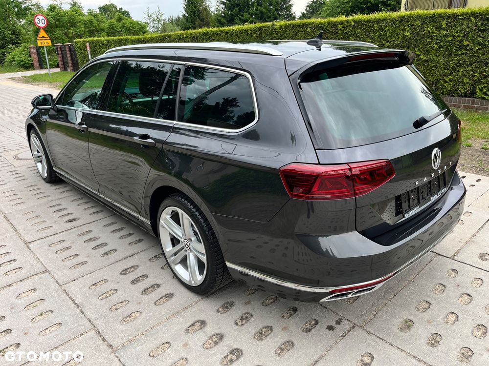 Volkswagen Passat 2.0 TDI SCR DSG Highline - 14