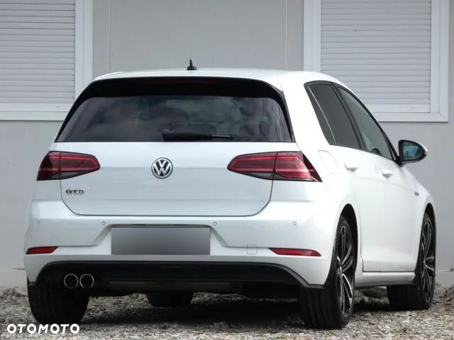 Volkswagen Golf GTD 2.0 TDI SCR DSG - 10